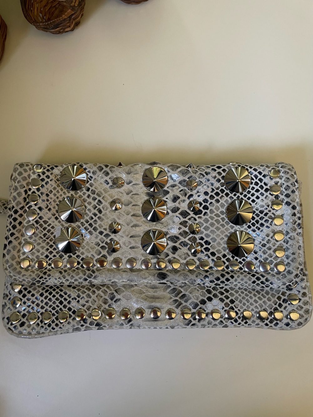 Be & D Studded Snakeskin-Pattern Clutch Bag in Silver